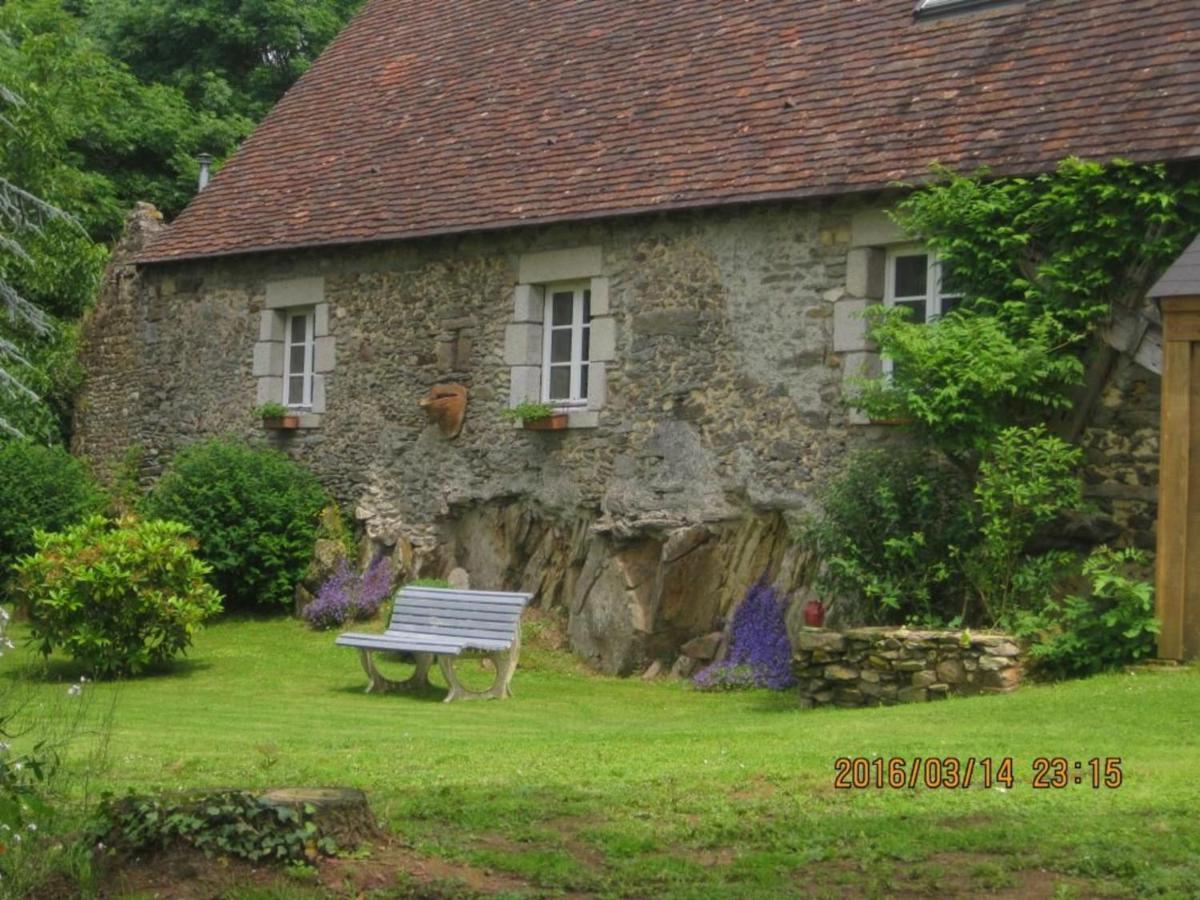 Gîte Moulins-le-Carbonnel, 3 pièces, 6 personnes - FR-1-410-153 Extérieur photo